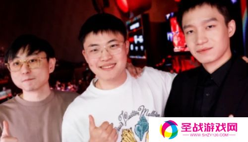 Uzi在直播间哭穷，不料家底被曝光，有网友用Deepseek估算出其资产